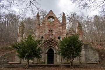 Fototapeta premium Das Mausoleum bei Meisdorf - Sachsen-Anhalt
