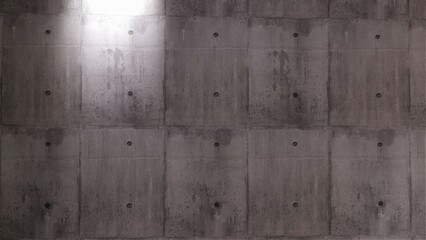 むき出しのコンクリートの壁