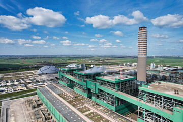 Centrale a carbone di Cerano, Brindisi, Italia , Aerial shot - obrazy, fototapety, plakaty
