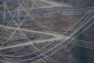Kabel und Leitungen zum Transport von Hochspannung und Höchstspannung von Elektrizität im...