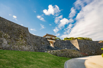 沖縄　首里城の久慶門