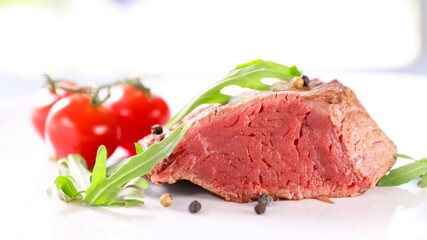 beef steak with peppers and tomato