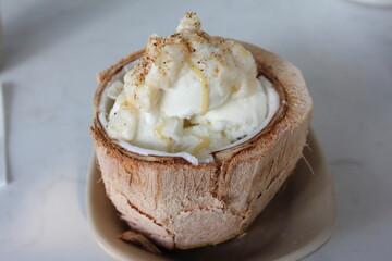 코코넛 아이스크림
Coconut Ice Cream in Vietnam