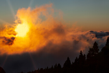 Sonnenuntergang. Standort Gebirge auf Gran Canaria. 