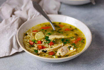 Chicken lemon orzo soup. style hugge