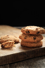 Oatmeal cookies with raisins, coconut and cinnamon.