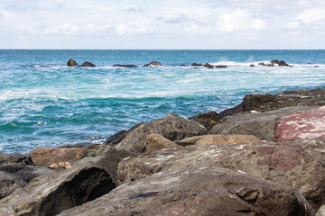 Fototapeta na wymiar Caribbean sea and rocks