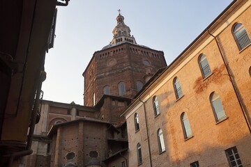 Fototapeta na wymiar Cupola duomo Pavia