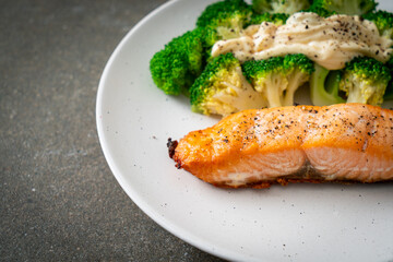 grilled salmon fillet steak with broccoli