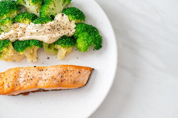 grilled salmon fillet steak with broccoli