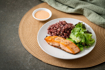 grilled salmon fillet steak with rice berry and vegetable