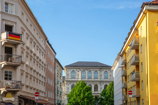 Germany, Bavaria, Munich, Townhouses with Academy of Fine Arts in background