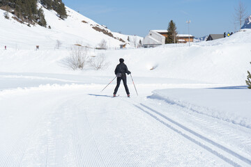 Welcome to high alpine snow capital, Winter in the Saas Valley,
Activities for young and old, snow...