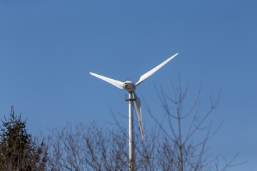 wind propeller - smaller power plant