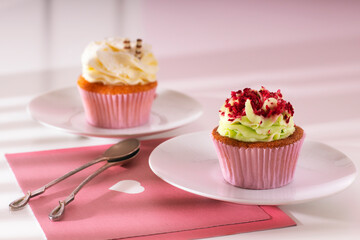 cupcakes with cream