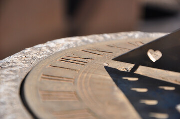 Time, sundial with heart - 493995323