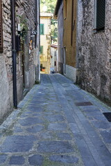 Fototapeta na wymiar Alley in the village of Gallicano in Garfagnana, Tuscany, Italy
