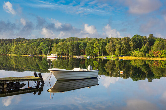 Boote in N&ouml;sund auf der Insel Orust in Schweden