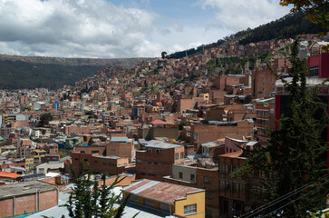 Fototapeta na wymiar la ville de la paz en bolivie