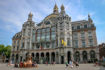 Fototapeta na wymiar The Central Station in the city of Antwerp, Belgium