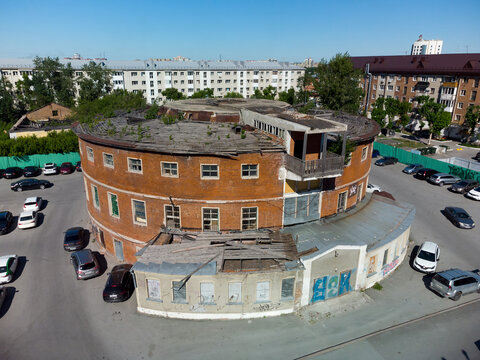 Building of a round city bath in Tyumen. Russia