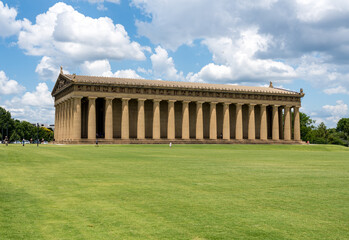 Fototapeta na wymiar Modern replica of the ancient Greek Parthenon built in Centennial park in Nashville Tennessee out of concrete rather than stone.