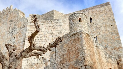 vieux village de Peniscola, village fortifié en Espagne sur la côte méditerranéenne au nord de Valencia