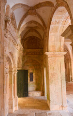 Fototapeta na wymiar Kreuzgang des Convento de Cristo (Christuskloster) in Tomar, Portugal