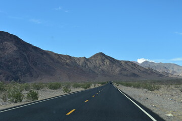 road to the mountains