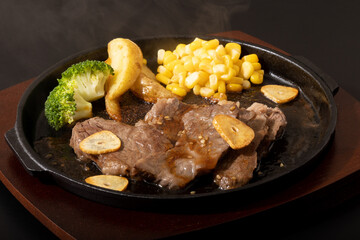 カットステーキ