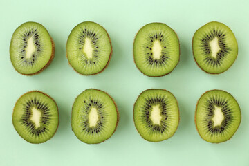 .Kiwi slices
