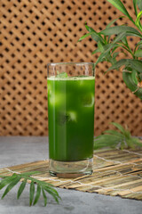 glass of fresh lemonade with ice