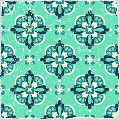Traditional ornate portuguese tiles azulejos. Vintage pattern for textile design. Geometric mosaic, majolica. Seamless geometric pattern. Vector decorative background. Vintage floral pattern.