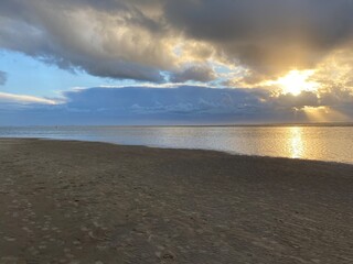 Sunset on the island Langeoog with oceanview - Tiefstehende Sonne im Herbst über der Nordsee im Naturschutzgebiet Hooge Hörn auf Langeoog 