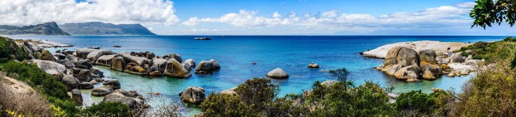 Naklejka premium Boulders Bay with the Penguin Colony near Cape Town in South Africa.