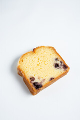 porcion de budin de limon y arandanos