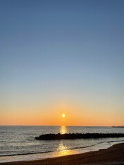 Fototapeta premium sunset on the beach 夕陽
