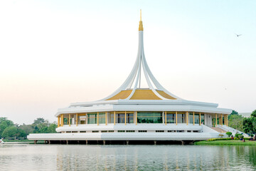 สวนหลวง ร.9