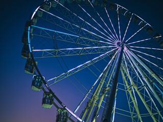 Fototapeta premium Sunset on the beach of Marseille with a ferris wheel