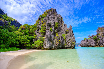 Plakat Hidden beach in Matinloc Island, El Nido, Palawan, Philippines - Paradise lagoon and beach in tropical scenery
