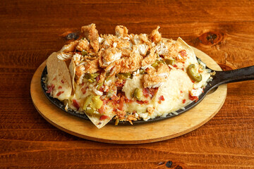 Fried chicken nachos