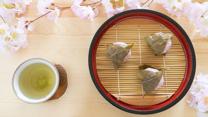 関西風の桜餅｜春のおやつ・イメージ