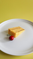 cheesecake with cherry