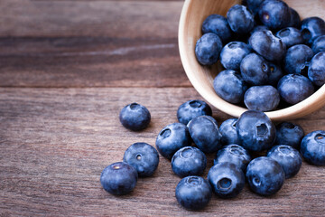 blueberries in a wooden bowl