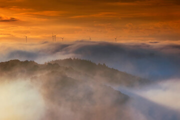 Saarschleife, bei Mettlach, Aussichtspunkt Cloef, Morgennebel, Saarland, Deutschland < english>...