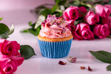 cupcakes with roses