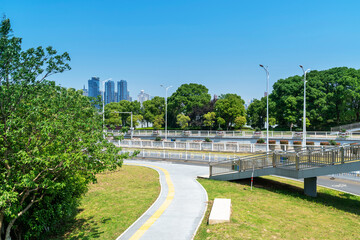 Daytime shot of the city skyline