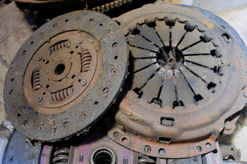clutch plate car expire.The old stuff is broken and can't be used anymore.