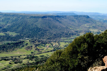 Fototapeta na wymiar Panorama da Monte Santo, sullo sfondo Monte Pelao e Monte S. Antonio