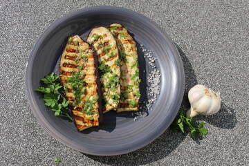 Gegrillte Auberginen 